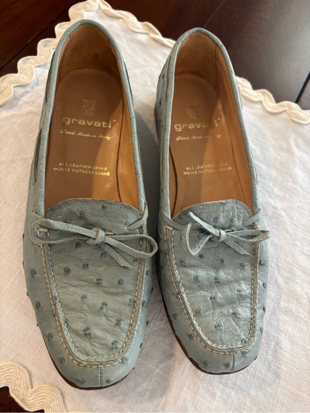 GRAVATI Ostrich Loafers with bows Tiffany blue size 39.5 stunning like new